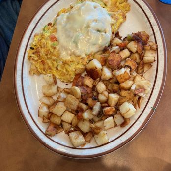 VIP's Cafe - Make your own omelet with home fries - Breakfast & Brunch Near Me - Tarzana, California