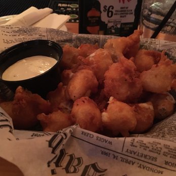 Drink Wisconsinbly Pub - Cheese curds - Pubs Near Me - Milwaukee, Wisconsin