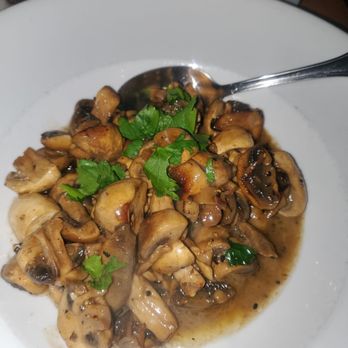 Lo Coco's - Italian Near Me - Oakland, California