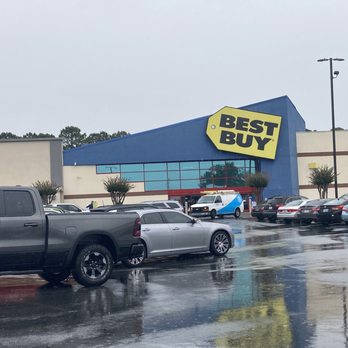 Best Buy Northlake - Storefront - Appliances Near Me - Tucker, Georgia