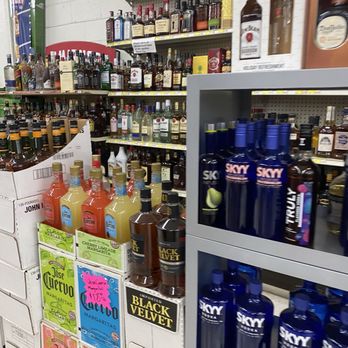 North Fork Supermarket - Grocery Near Me - North Fork, California