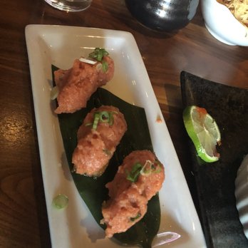 Sushi Roku - Spicy tuna biscuits - Japanese Near Me - Newport Beach, California Sushi Roku - Spicy tuna biscuits - Japanese Near Me - Newport Beach, California