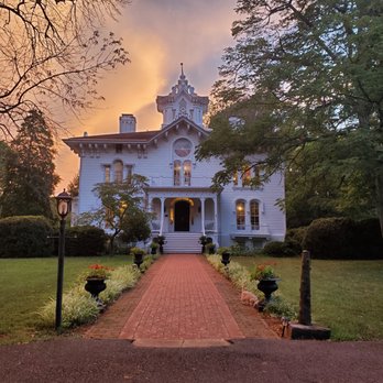 Mayhurst Estate - Mayhurst Inn - Hotels Near Me - Orange, Virginia
