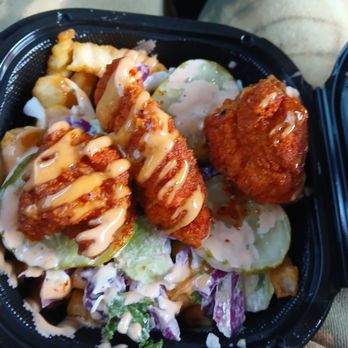 Dave's Hot Chicken - Loaded frys - Chicken Shop Near Me - Las Vegas, Nevada