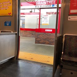 MBTA Braintree Station - Braintree station