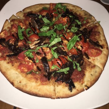 SunCafe - Black garlic pizza - REALLY TASTY! - Vegan Near Me - Studio City, California SunCafe - Black garlic pizza - REALLY TASTY! - Vegan Near Me - Studio City, California