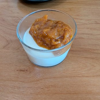 Range Life - VANILLA BEAN PANNA COTTA jaggery roasted kashiwase peach / 12 - Desserts Near Me - Livermore, California
