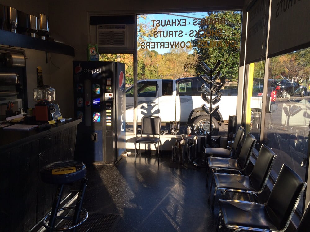 Kar Kare Muffler & Shock Center, Knoxville Roadtrippers