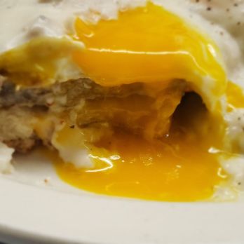 Dottie's Cafe - American Near Me - Dubuque, Iowa