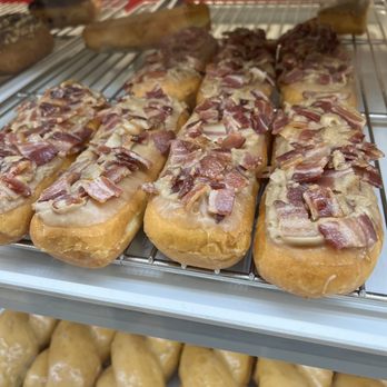 Steve’s Donuts - Maple bacon bar - Donuts Near Me - Riverside, California Steve’s Donuts - Maple bacon bar - Donuts Near Me - Riverside, California