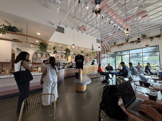 Voyager Craft Coffee - Cupertino by null