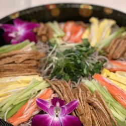 Takumi - Health soba noodles for party