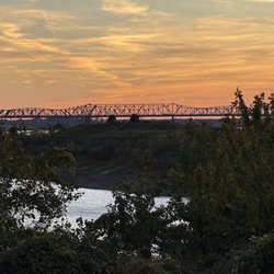 Memphis Visitor Center - 11/242024 Sunset. Over looking Mud Island.