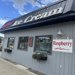 Hall's Old Fashioned Ice Cream - Flavor of the day