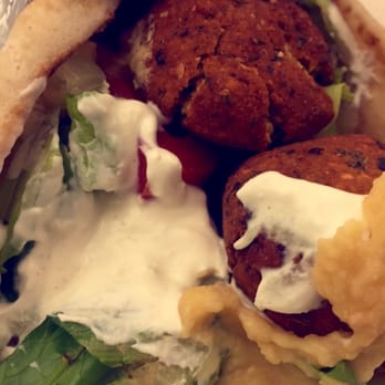 Gussy's - falafel pita - Food Trucks Near Me