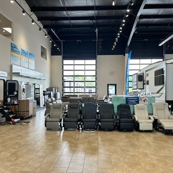 Camping World - Greenfield - RV Dealers Near Me - Greenfield, Indiana