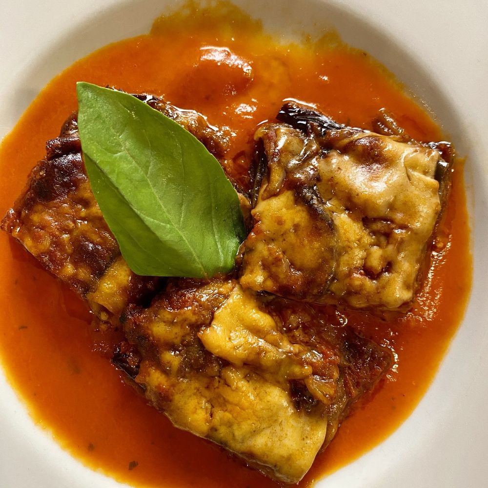 Cantina Modica di San Giovanni - Eggplant parmigiana - Sicilian Near Me - Noto, SR Cantina Modica di San Giovanni - Eggplant parmigiana - Sicilian Near Me - Noto, SR