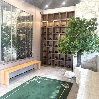 Blue Magpie - Bars Near Me - Arcadia, California Blue Magpie - Bars Near Me - Arcadia, California