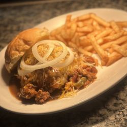 Ruthie's Family Restaurant - Loaded Chili Cheeseburger
