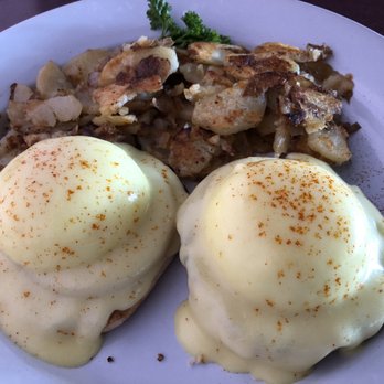 Rosie’s Breakfast Cafe - Eggs Benedicts - Traditional - Yummy! - Breakfast & Brunch Near Me - Fort Myers, Florida Rosie’s Breakfast Cafe - Eggs Benedicts - Traditional - Yummy! - Breakfast & Brunch Near Me - Fort Myers, Florida