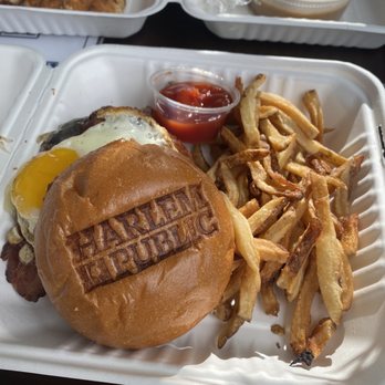 Harlem Public - Wake N Bake - New American Near Me - New York, New York