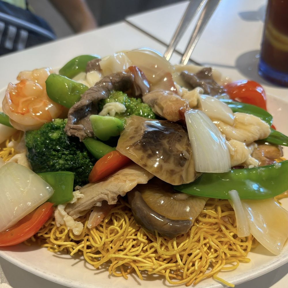 Star Chef Chinese Restaurant - Cantonese Chow Mein - Chinese Near Me - Markham, Ontario Star Chef Chinese Restaurant - Cantonese Chow Mein - Chinese Near Me - Markham, Ontario