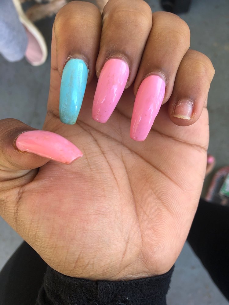 LEE NAILS Updated September 2024 4937 Nine Mile Rd, Richmond