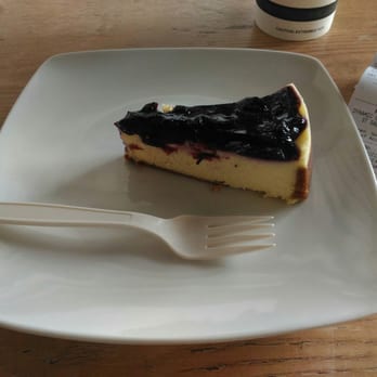 Bo's Coffee - Blueberry cheesecake - Coffee & Tea Near Me - Davao City, DAS Bo's Coffee - Blueberry cheesecake - Coffee & Tea Near Me - Davao City, DAS