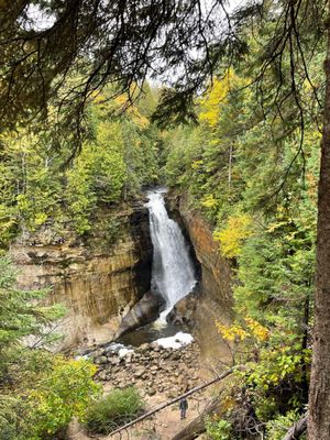 Miners Falls by null