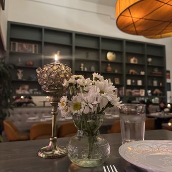 Prospect Gourmand - New American Near Me - Beverly Hills, California