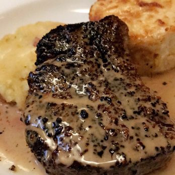Elizabeth On 37th - Filet with potatoes and mac and cheese - New American Near Me - Savannah, Georgia Elizabeth On 37th - Filet with potatoes and mac and cheese - New American Near Me - Savannah, Georgia