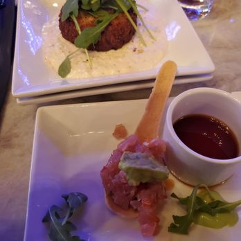 Bar Boutique - Tuna tartar with edible spoon and crab cakes - Wine Bars Near Me - Ramsey, New Jersey