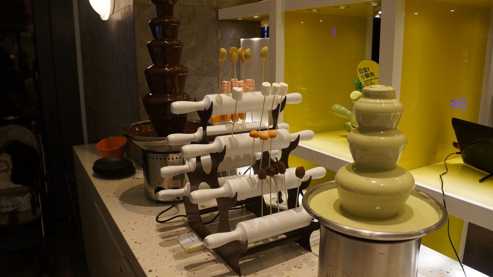 THE KITCHEN TABLE - Updated January 2026 - 226 Photos & 23 Reviews ...