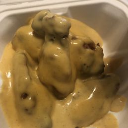 This slop is supposed to be honey mustard wings This slop is supposed to be honey mustard wings