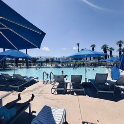 Oasis Bar & Grille