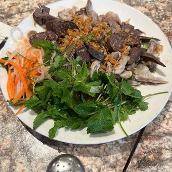 Co Ba Saigon - Vietnamese Near Me - Sacramento, California