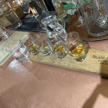Blair Athol Distillery - flavour flight - Distilleries Near Me - Pitlochry, PKN