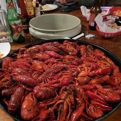 LT's Seafood & Steakhouse - Crawfish place to go!!!