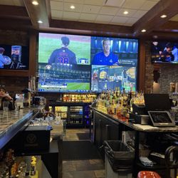 Oggie's Sports Bar