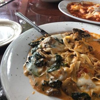 Bella Italian Cafe - Chicken Florentine, combo special, chicken primavera. - Pizza Near Me - Tyler, Texas Bella Italian Cafe - Chicken Florentine, combo special, chicken primavera. - Pizza Near Me - Tyler, Texas