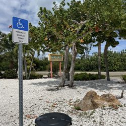 Sanibel & Captiva Islands Chamber of Commerce - Outside sign