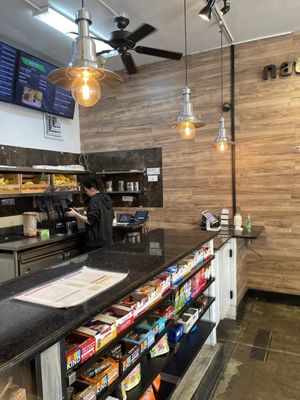 Melrose Squeeze by null