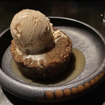 Gordon Ramsay Hell's Kitchen - sticky toffee (amazing) - Steakhouses Near Me - Stateline, Nevada Gordon Ramsay Hell's Kitchen - sticky toffee (amazing) - Steakhouses Near Me - Stateline, Nevada