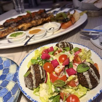Laya Restaurant - Falafel salad - Mediterranean Near Me - Los Angeles, California Laya Restaurant - Falafel salad - Mediterranean Near Me - Los Angeles, California