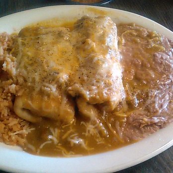Nachos - Beef chimichanga plate - Mexican Near Me - Moriarty, New Mexico