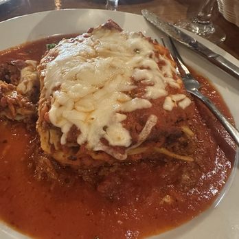 Raffaello Ristorante - Lasagna alla Calabrese - Italian Near Me - San Pedro, California Raffaello Ristorante - Lasagna alla Calabrese - Italian Near Me - San Pedro, California