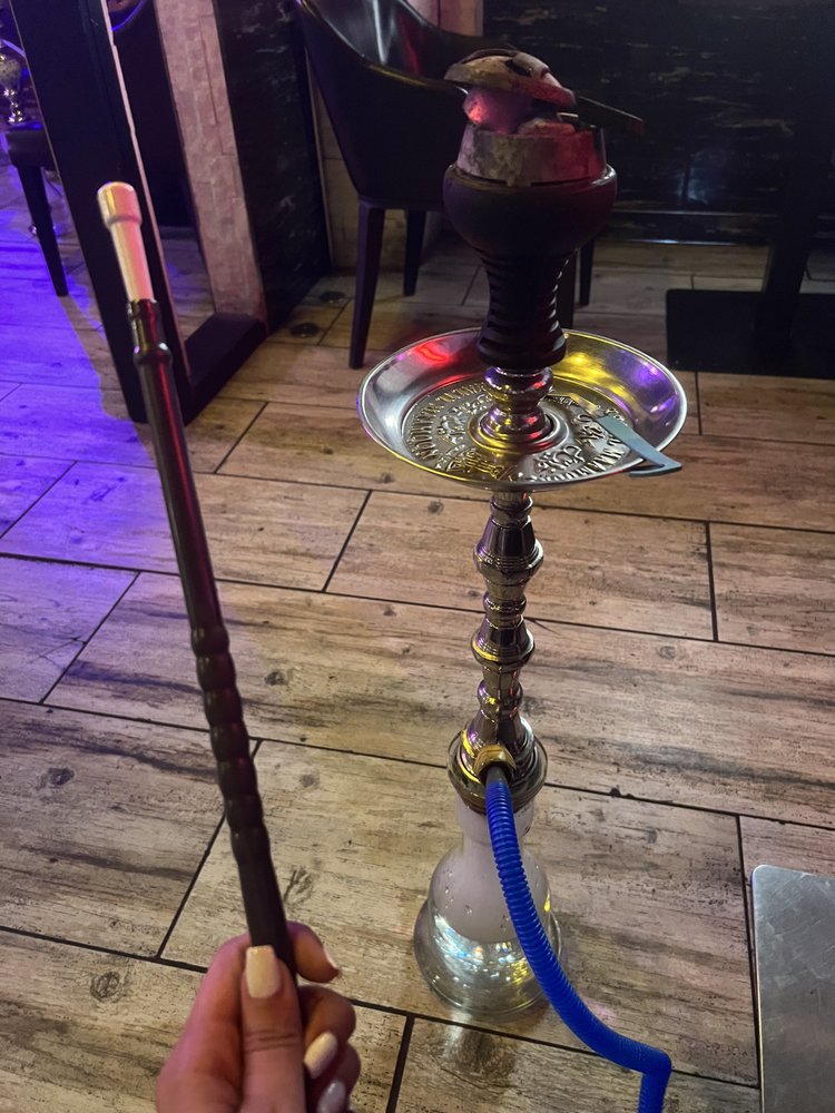 ON LAWRENCE Updated July 2024 14 Reviews 1996 Lawrence