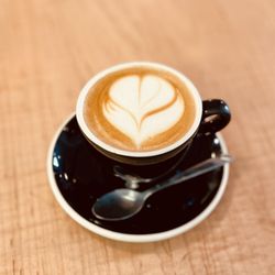 Coffee Slingers Roasters - Oat milk cappuccino, texture, quality, and bitterness/roastiness easily puts this in my top 3 I've ever had.