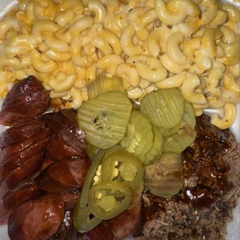 Lil Mama's Bar-B-Que - 2 Meat and 3 Sides (links & chopped beef w/Mac & cheese) - Barbeque Near Me - Dallas, Texas Lil Mama's Bar-B-Que - 2 Meat and 3 Sides (links & chopped beef w/Mac & cheese) - Barbeque Near Me - Dallas, Texas