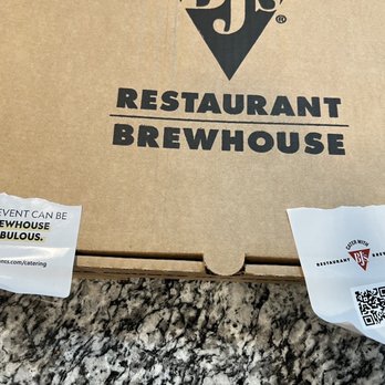 BJ's Restaurant & Brewhouse - Would help if staff actually pressed on these stickers to seal the box. Who knows if your order will be tampered with?! - New American Near Me - Round Rock, Texas BJ's Restaurant & Brewhouse - Would help if staff actually pressed on these stickers to seal the box. Who knows if your order will be tampered with?! - New American Near Me - Round Rock, Texas